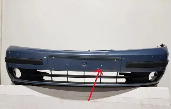 Renault Laguna II Front bumper 8200008270