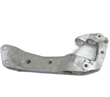 BMW 5 F10 F11 Gearbox mount 6858563