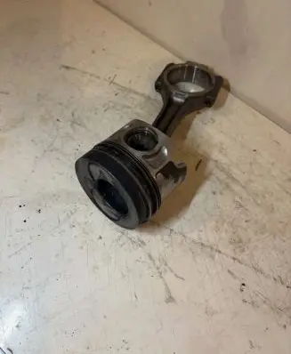 Volkswagen Transporter - Caravelle T5 Piston with connecting rod 038107065EM 038198401D