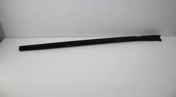 BMW X7 G07 Windshield trim 7434873