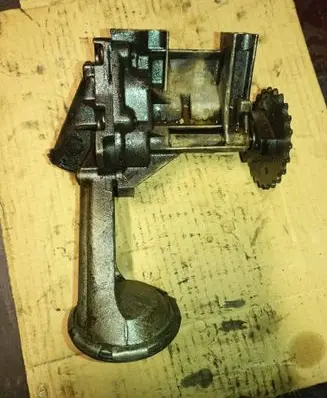 Renault Kangoo I Oil pump 7700600120
