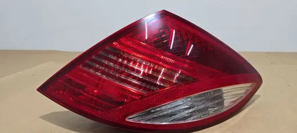 Mercedes-Benz CL C216 Rear/tail lights A046317