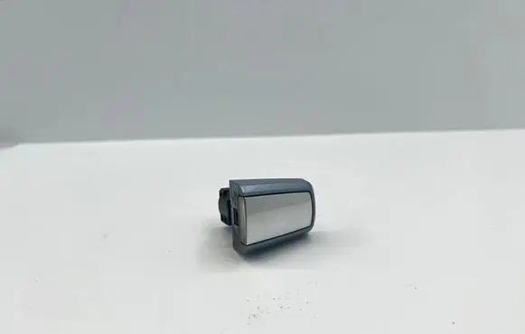 Opel Mokka Front door exterior handle 