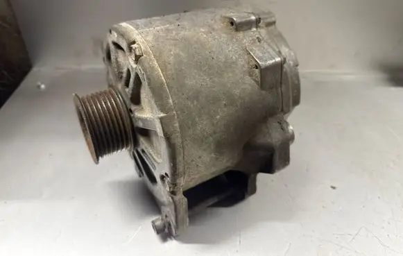 Audi A8 S8 D3 4E Generator/alternator 077903015Q