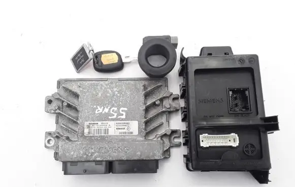 Renault Thalia I Engine ECU kit and lock set 