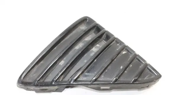 Ford Focus Front grill BM5117K947C
