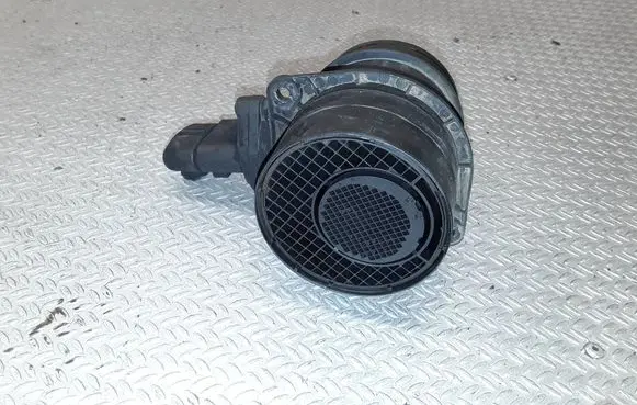 Volkswagen Touareg I Mass air flow meter 0281002461 074906461B
