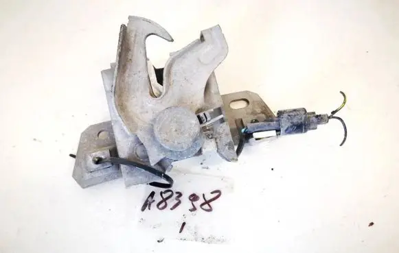 Volvo C30 Engine bonnet/hood lock/catch