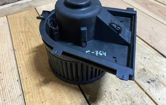 Seat Ibiza II (6k) Heater fan/blower 1j1819021a
