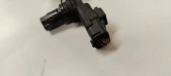 Renault Koleos I Camshaft position sensor 8200587414