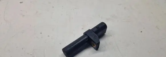 SsangYong Rexton Crankshaft position sensor A1621533028 3028