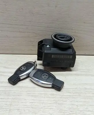 Mercedes-Benz E W212 Ignition lock A2079057101 5035116731806136 33003221