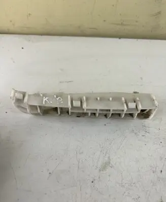 Peugeot 4007 Front bumper mounting bracket 