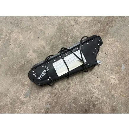 Volkswagen Touran II Seat airbag 1T0880242J