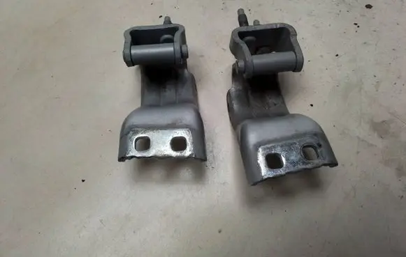 Volkswagen PASSAT B6 Tailgate/trunk/boot hinge 3C9827301D 2406