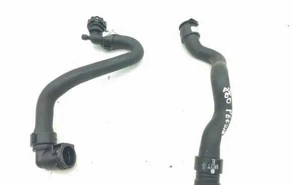 Engine coolant pipe/hose