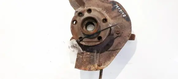 Peugeot 807 Front wheel hub