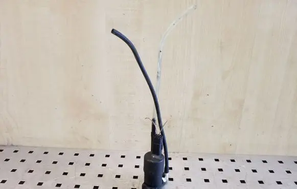 Renault Laguna II Windscreen/windshield washer pump 9641553880
