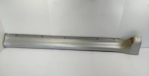 Mitsubishi Pajero Sill MR478770