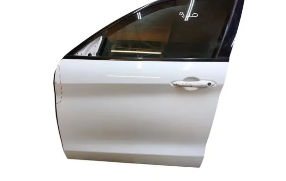 Alfa Romeo Stelvio Front door