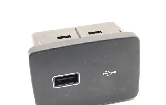 Fiat Tipo USB socket connector 07356974930