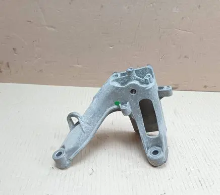 BMW i3 Engine mounting bracket 6796772