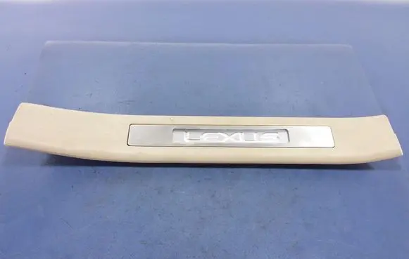 Cadillac SRX Foot area side trim 67930-48021