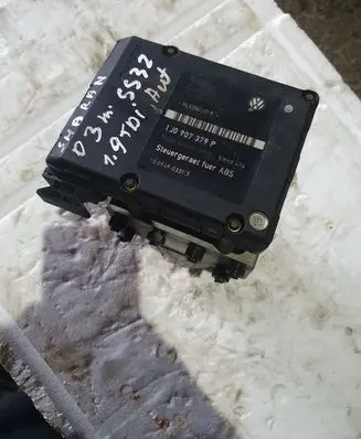 Volkswagen Sharan ABS Pump 1J0907379P 10094903313 7M3614111H