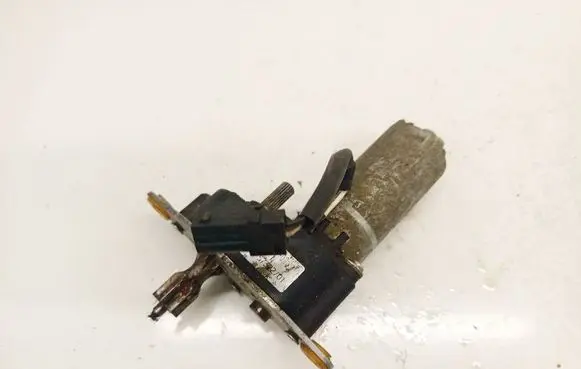BMW X5 E53 Seat adjustment motor 82516299 1123401