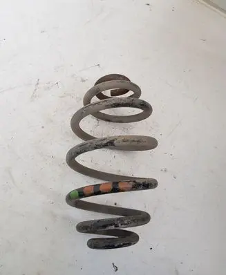 Volkswagen PASSAT B5 Rear coil spring