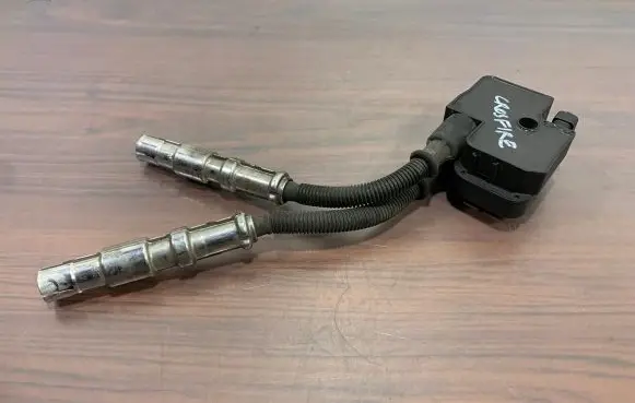 Chrysler Crossfire High voltage ignition coil A0001587803 03T293 0221503035