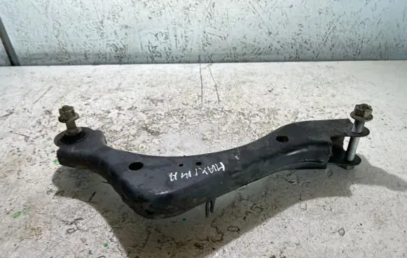 Nissan Maxima A36 Rear control arm
