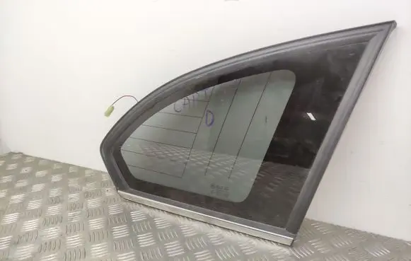 Chevrolet Captiva Rear side window 96622513