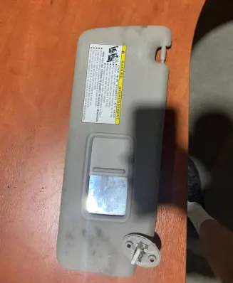 Toyota Land Cruiser (J150) Sun visor