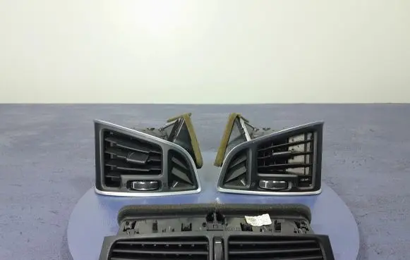 Ford Kuga II Dashboard side air vent grill/cover trim AM51-R018B09-AHW