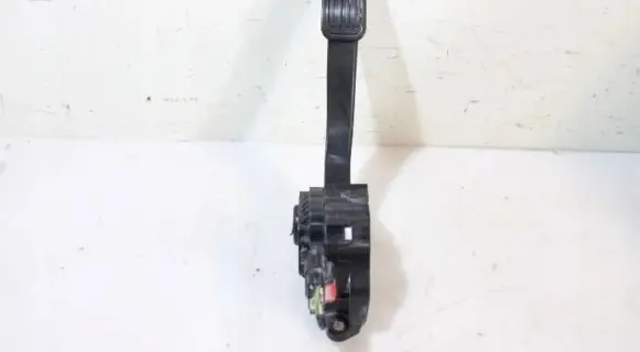 Ford Mondeo MK V Accelerator throttle pedal