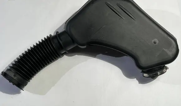 Dodge Challenger Intake resonator 04861926AC