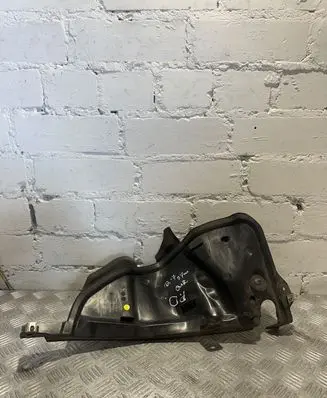 Audi Q7 4L Heat shield in engine bay 4l0819512