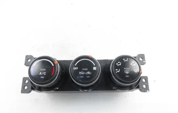 Suzuki Liana Interior fan control switch 3951059J30