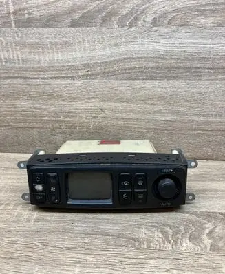 Mitsubishi Galant Climate control unit MR360372 CAA502A040A