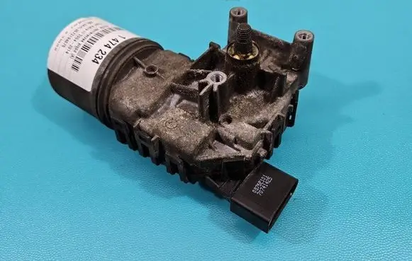 Opel Astra H Wiper motor 0390241538 IMPRK1474234