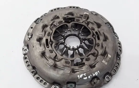 Renault Latitude (L70) Pressure plate 8200907219
