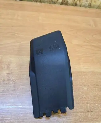 Volvo XC60 Fuse box cover 31337340