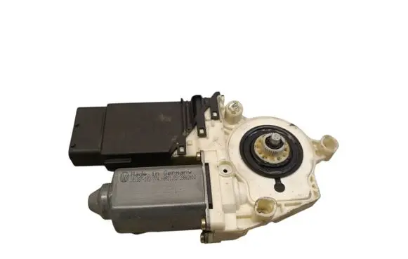 Volkswagen Golf IV Front door window regulator motor 1J1959801C 1J1959801 SW025HW2