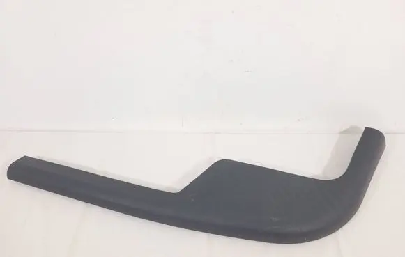 Volkswagen PASSAT B4 Front bumper lip 3A0805904B