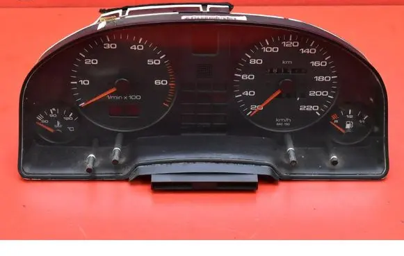 Audi 80 90 S2 B4 Speedometer (instrument cluster) 8A0919033N