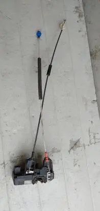 Opel Zafira A Rear door lock