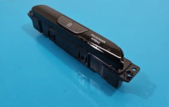 Hyundai i30 Seat control switch 93770G4AA0 IMPRK1532119