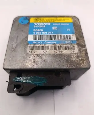 Volvo 850 Airbag control unit/module 0285001047 9130528