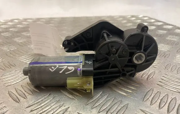 Mercedes-Benz GLE AMG (W166 - C292) Seat adjustment motor 826649994